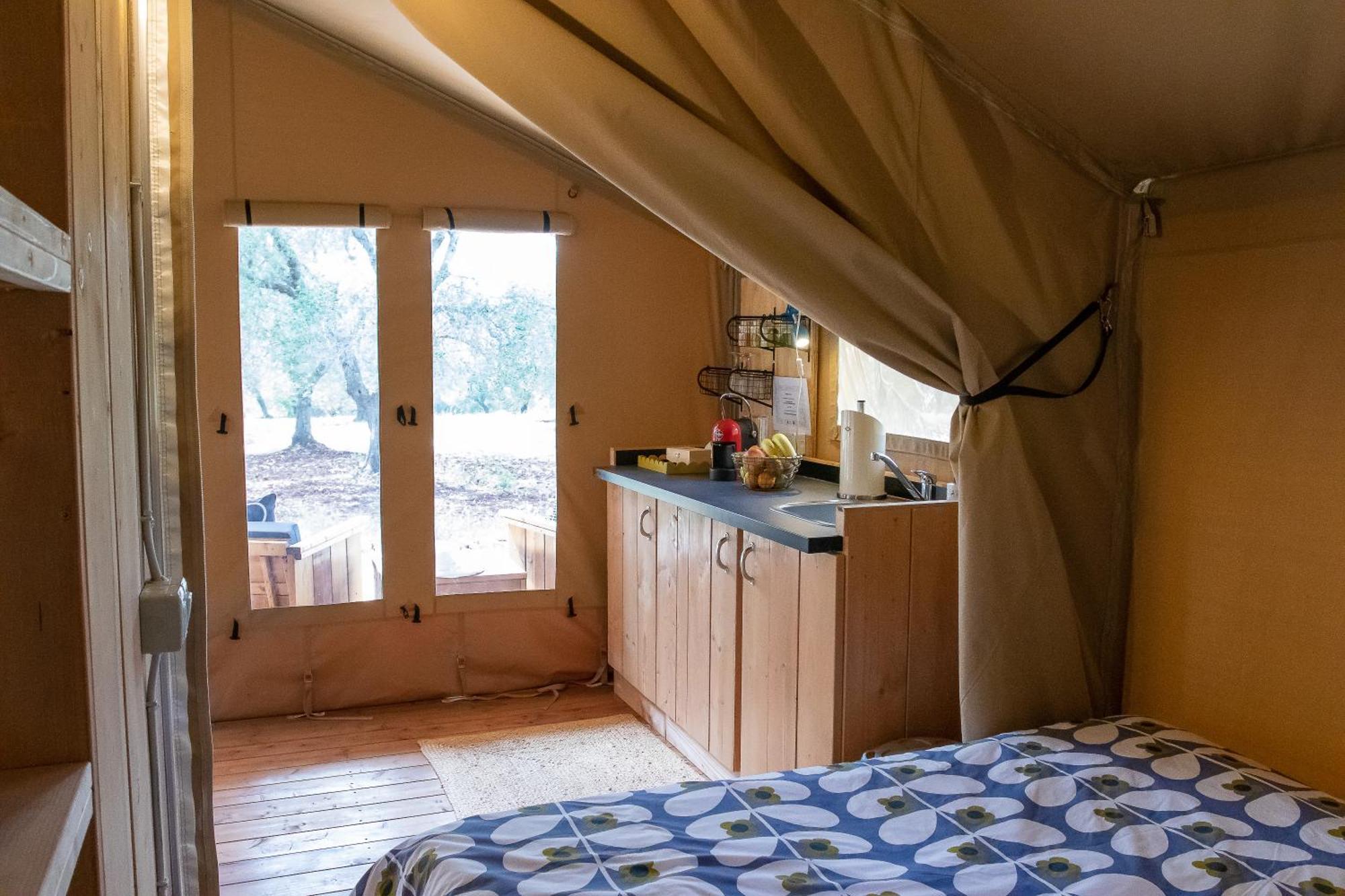 Domus Olea Glamping Hotel Ceglie Messapica Exterior photo
