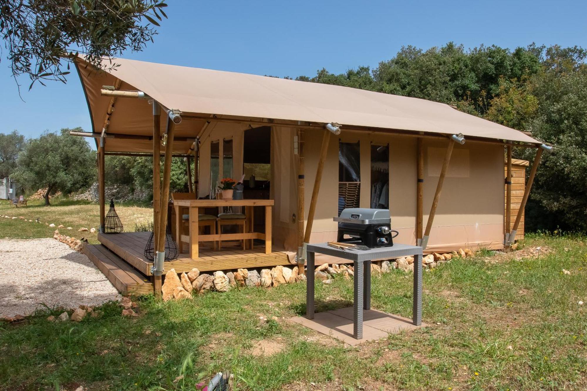 Domus Olea Glamping Hotel Ceglie Messapica Exterior photo