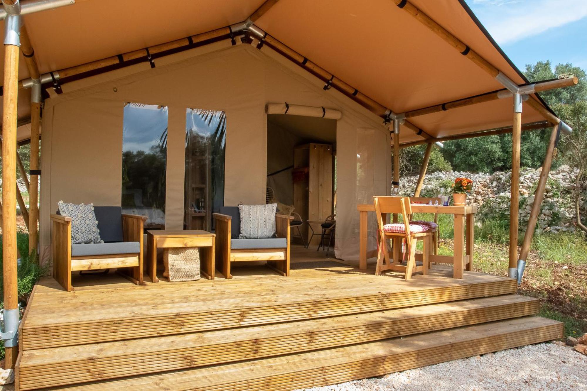 Domus Olea Glamping Hotel Ceglie Messapica Exterior photo